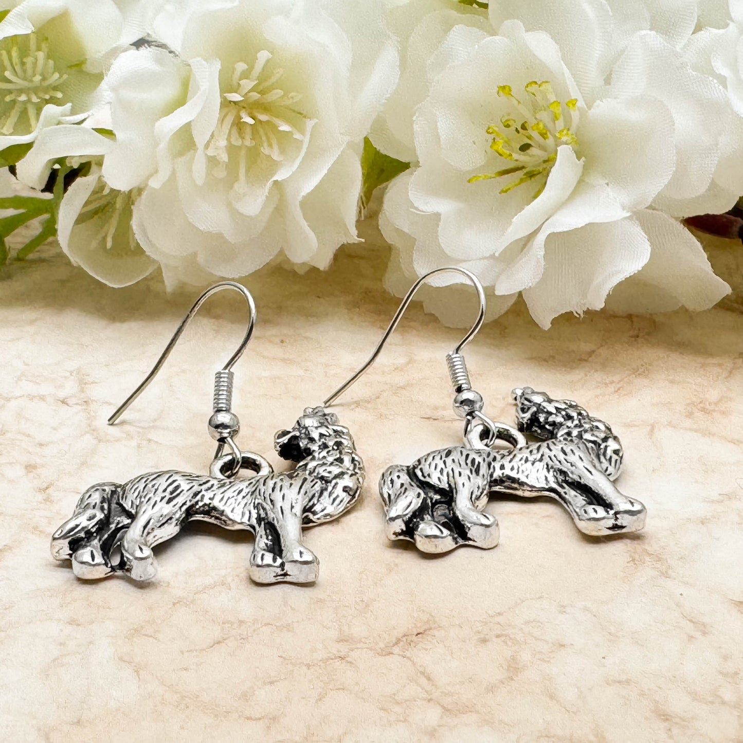 Howling Wolf Earrings, Large Charm on Silver Tone Hooks : 38mm, Wild Animal