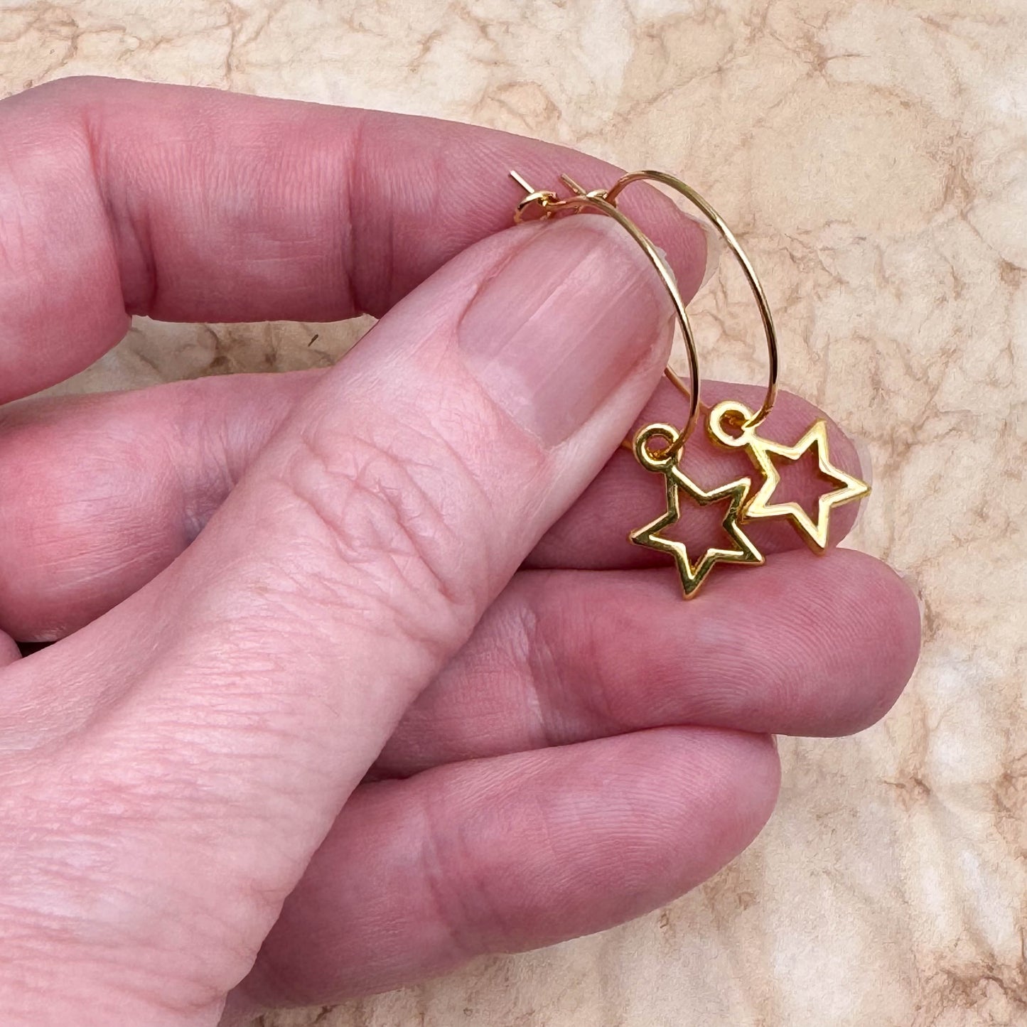 Hollow Star Charm Gold Tone Hoop Earrings : 20mm Diameter