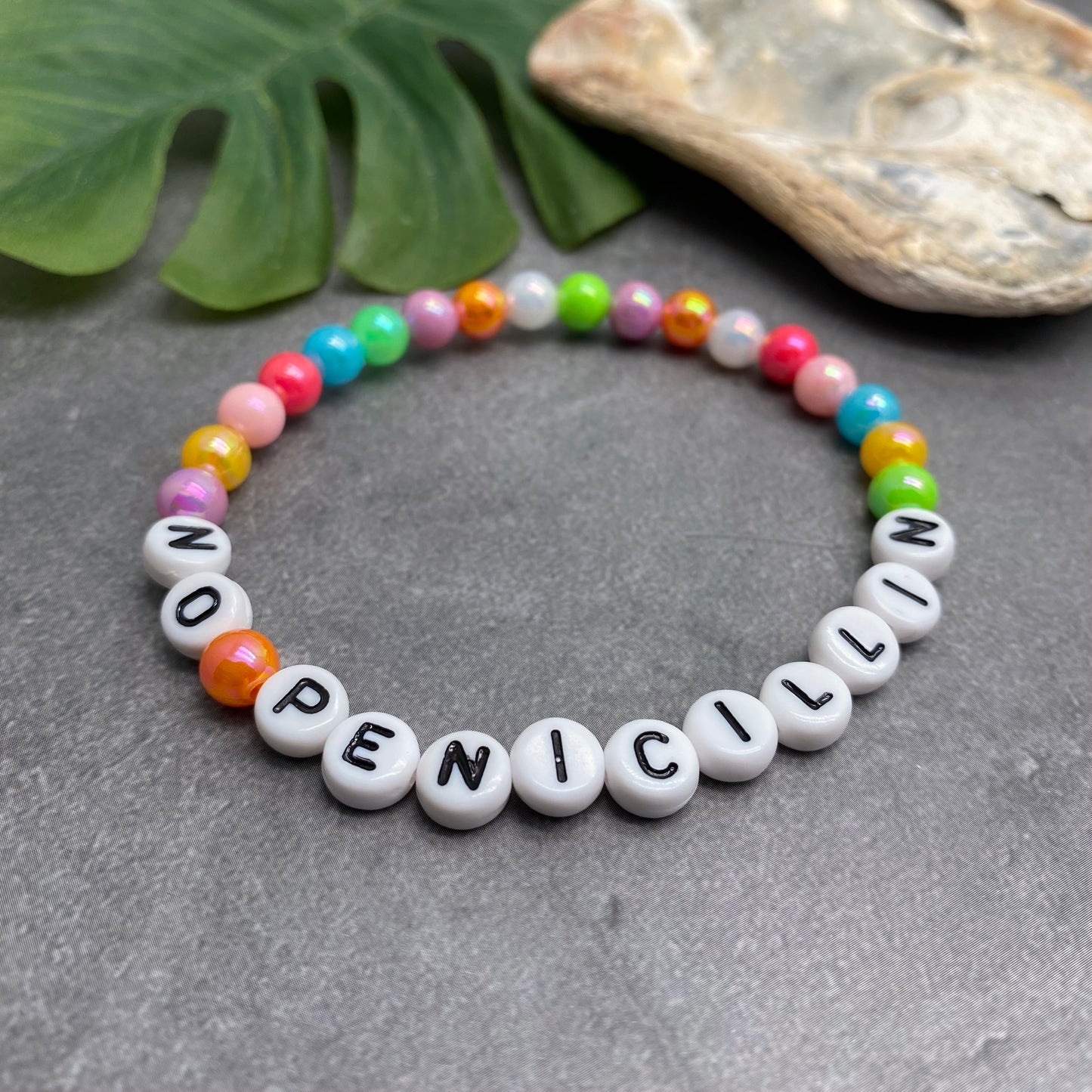 NO PENICILLIN Medical Alert Bracelet - Acrylic Letter Beads