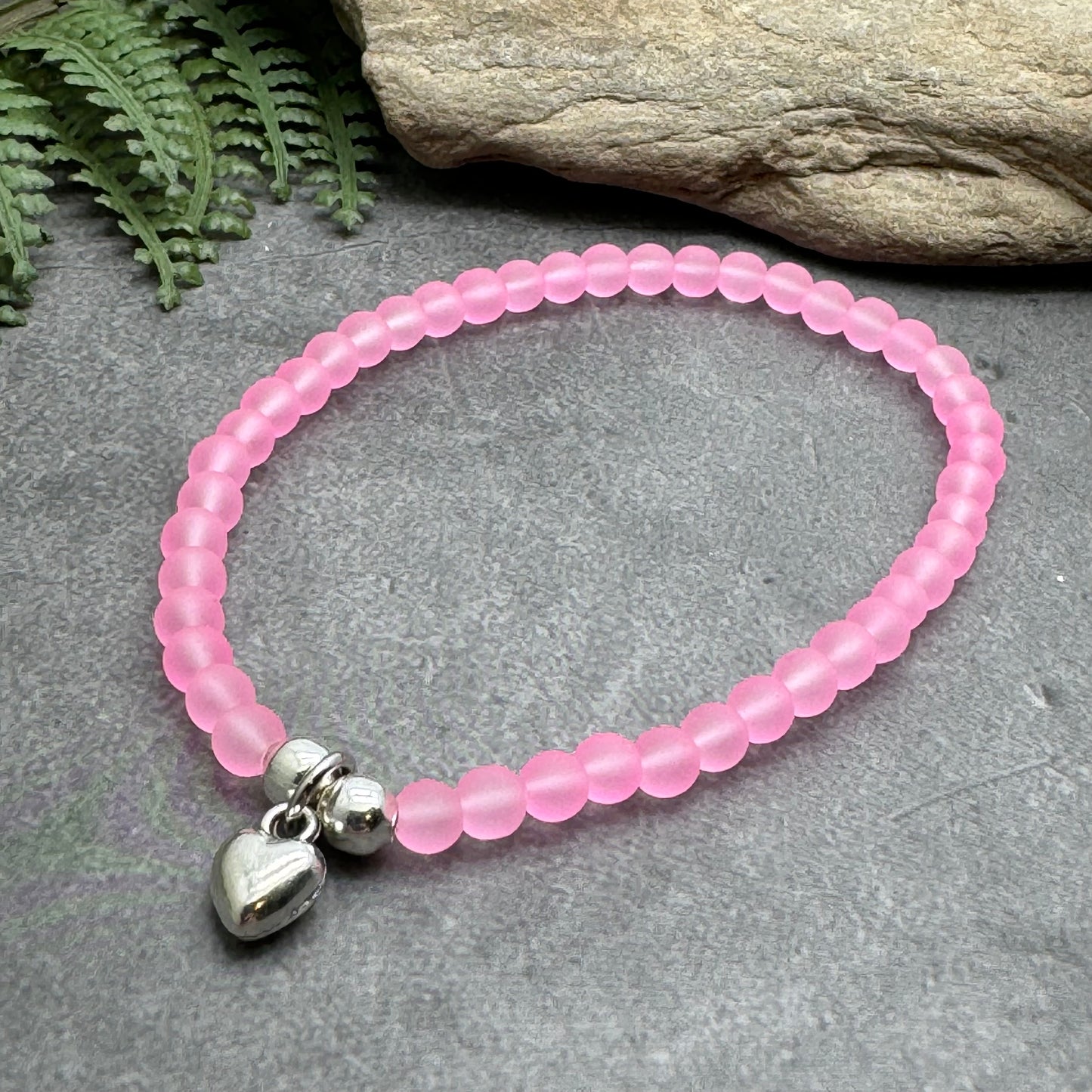 Heart Charm Frosted Bead Bracelet - Colour Choice