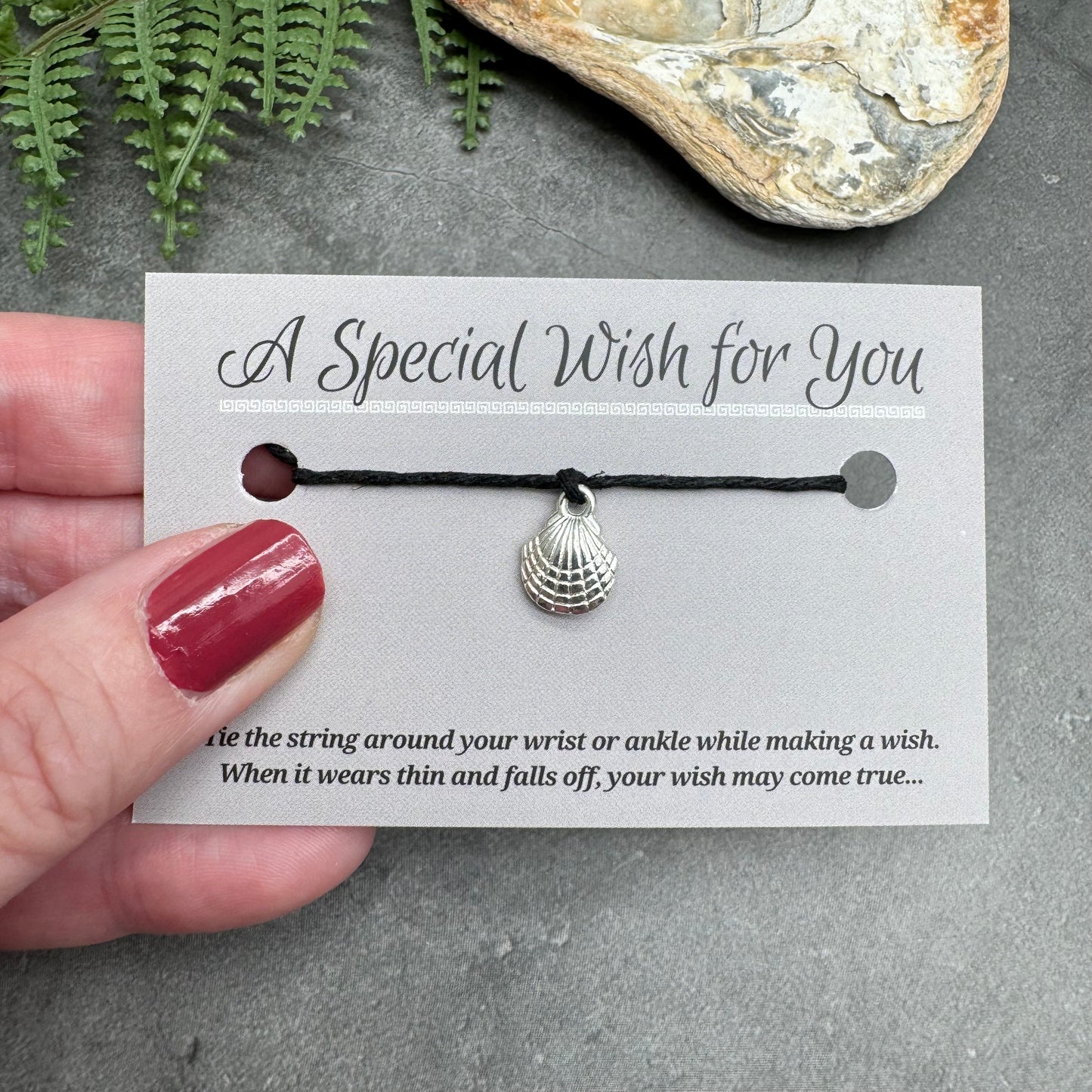 Shell Charm Hemp Wish Bracelet - Colour Choice