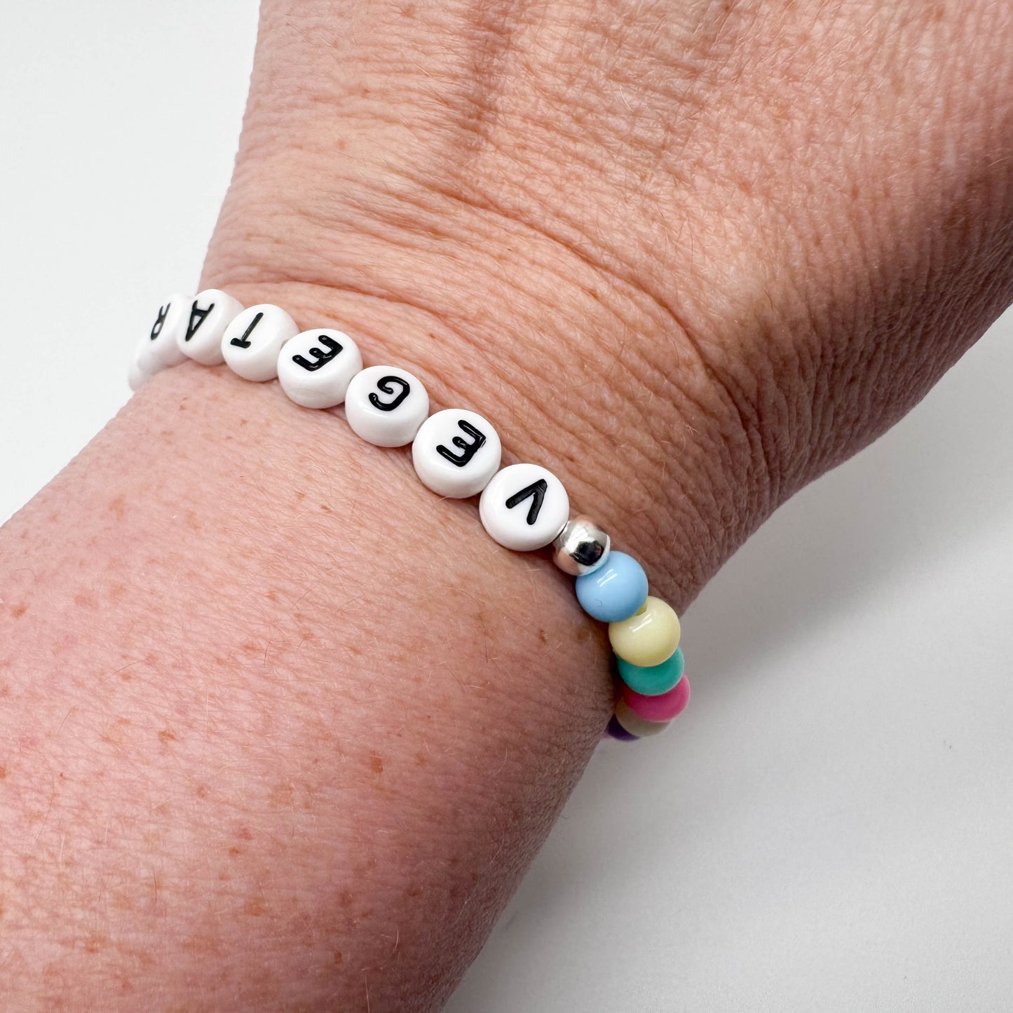 VEGETARIAN Awareness Bracelet - Acrylic Letter Beads
