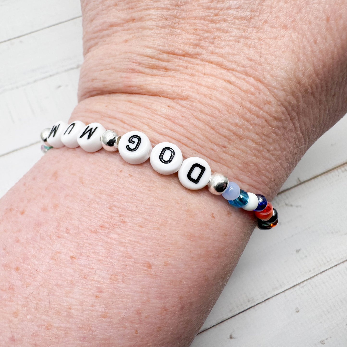 DOG MUM Message Bracelet - Glass Seed Beads