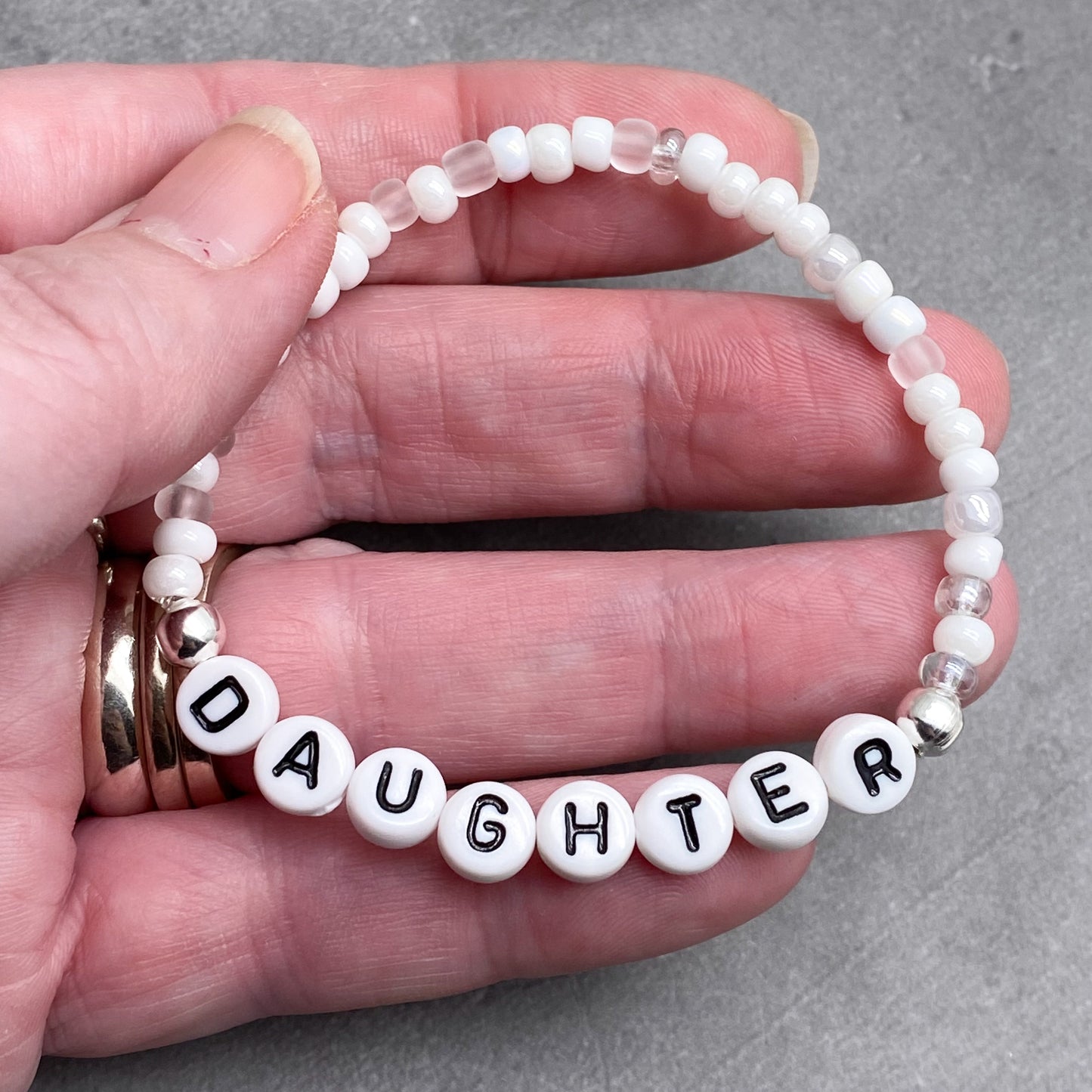 DAUGHTER Family & Love Bracelet - Glass Seed Beads