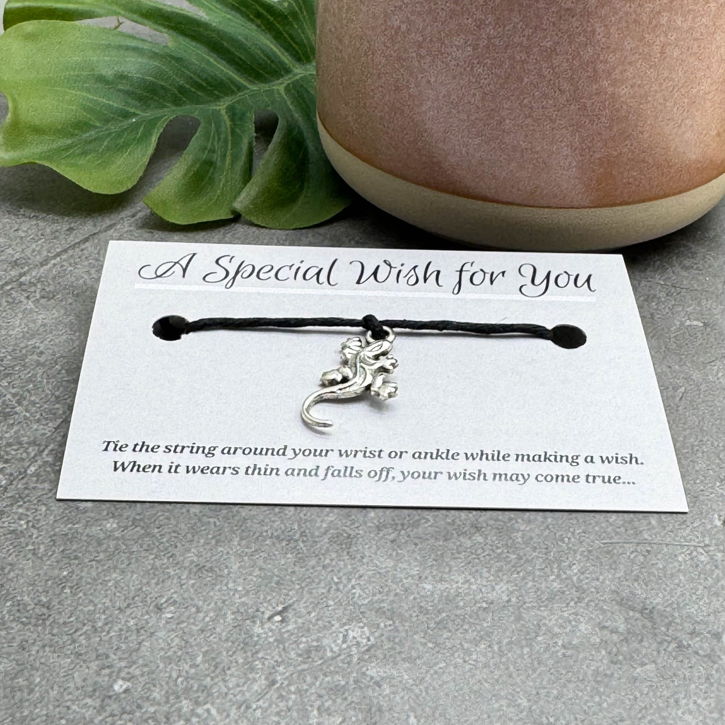 Lizard Charm Hemp Wish Bracelet - Colour Choice