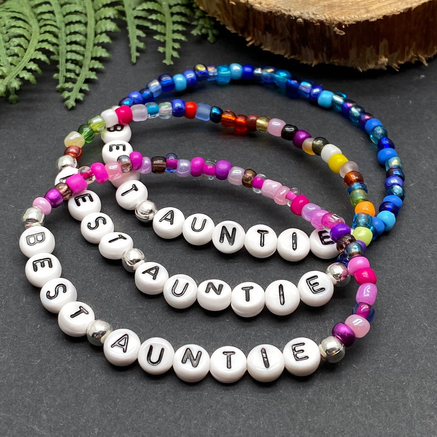 BEST AUNTIE Family Bracelet - Glass Seed Beads