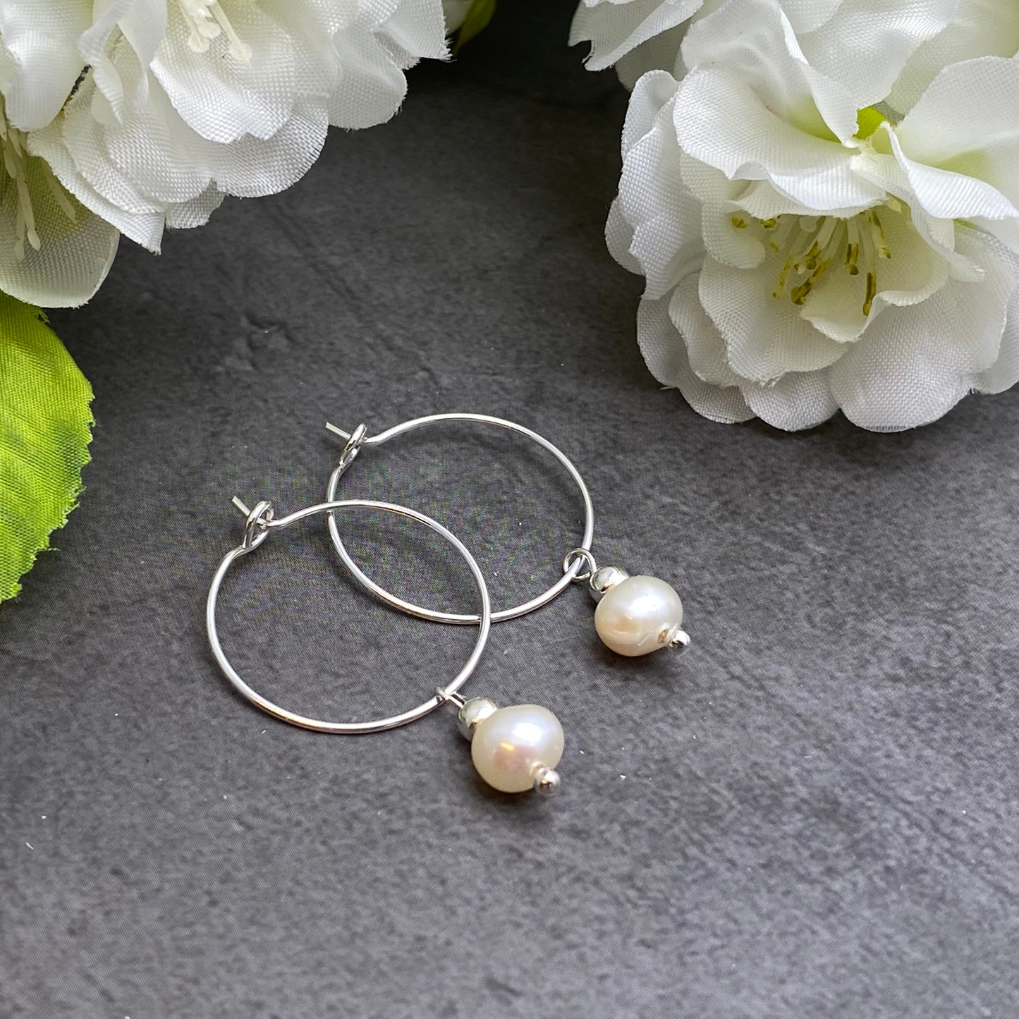 White Freshwater Pearl Bead Silver Tone Hoops : 20mm